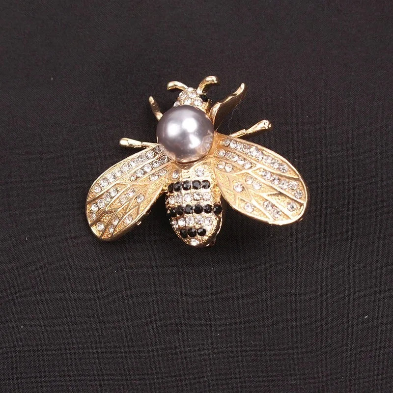 Little Bee Crystal Rhinestone Brooch – Jewelry Gift