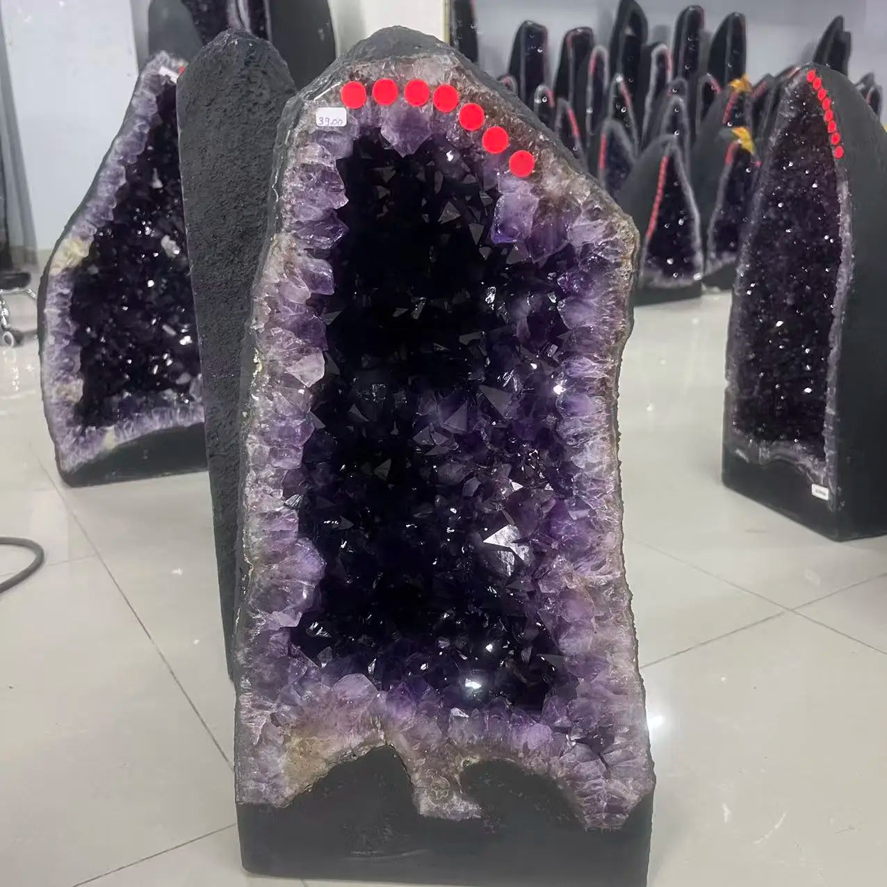 Natural amethyst egg quartz crystal cave specimen treatment spiritual energy
