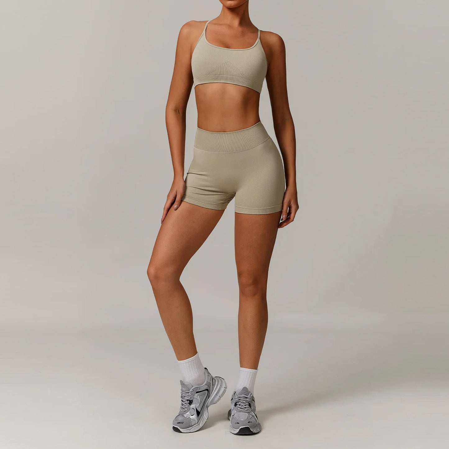 Women's Seamless Yoga Set – 2/3 Piece Gym Suit