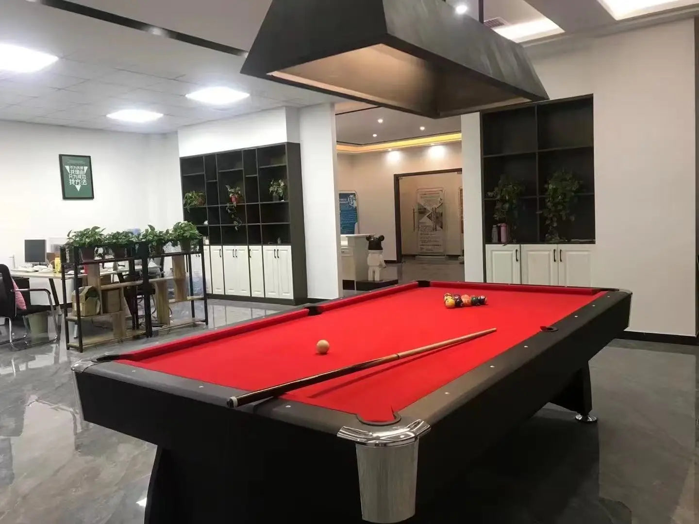 High Quality Durability 9FT MDF Billiard Pool Table Blue/green/red Color