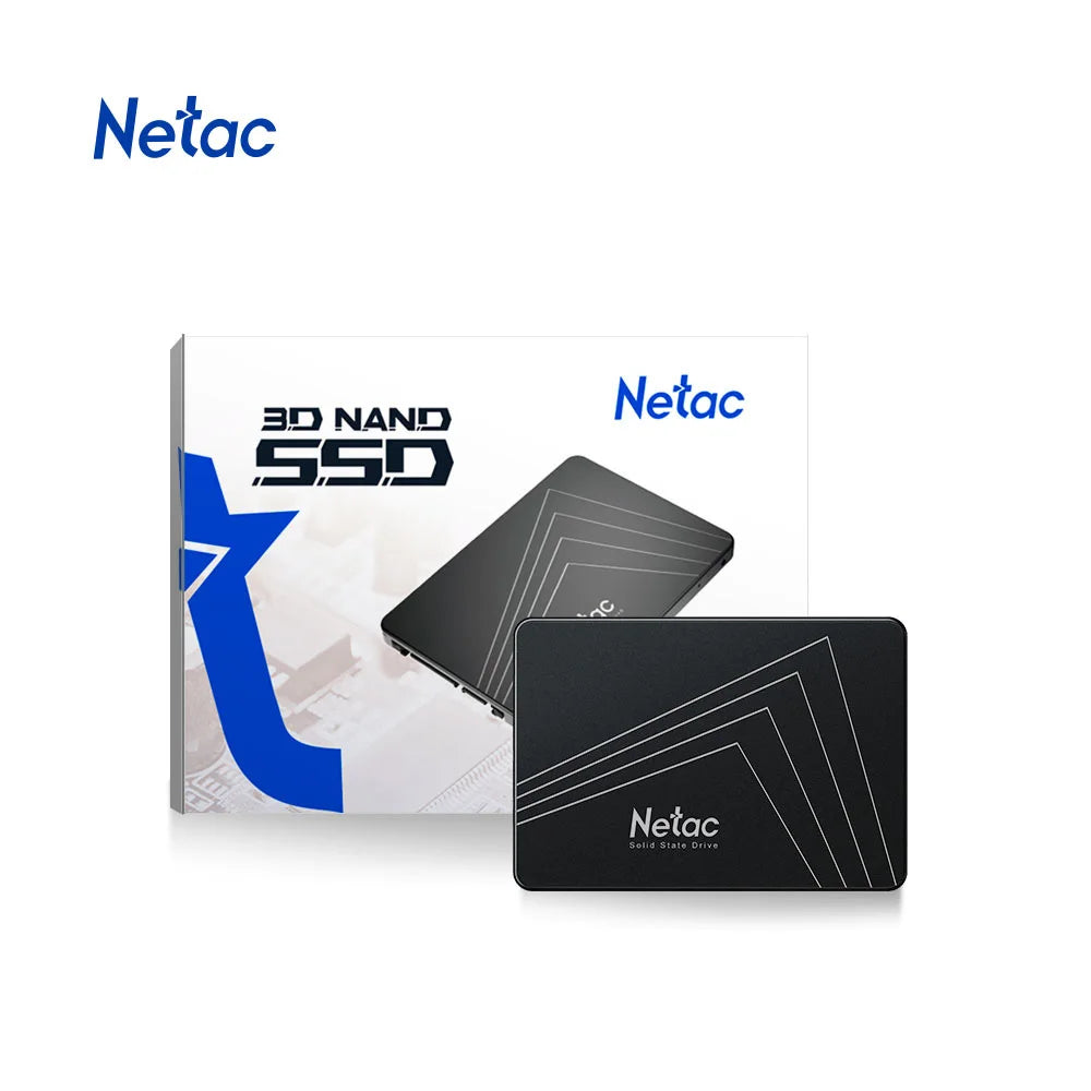 Netac 3D NAND SSD packaging and device on a white background
