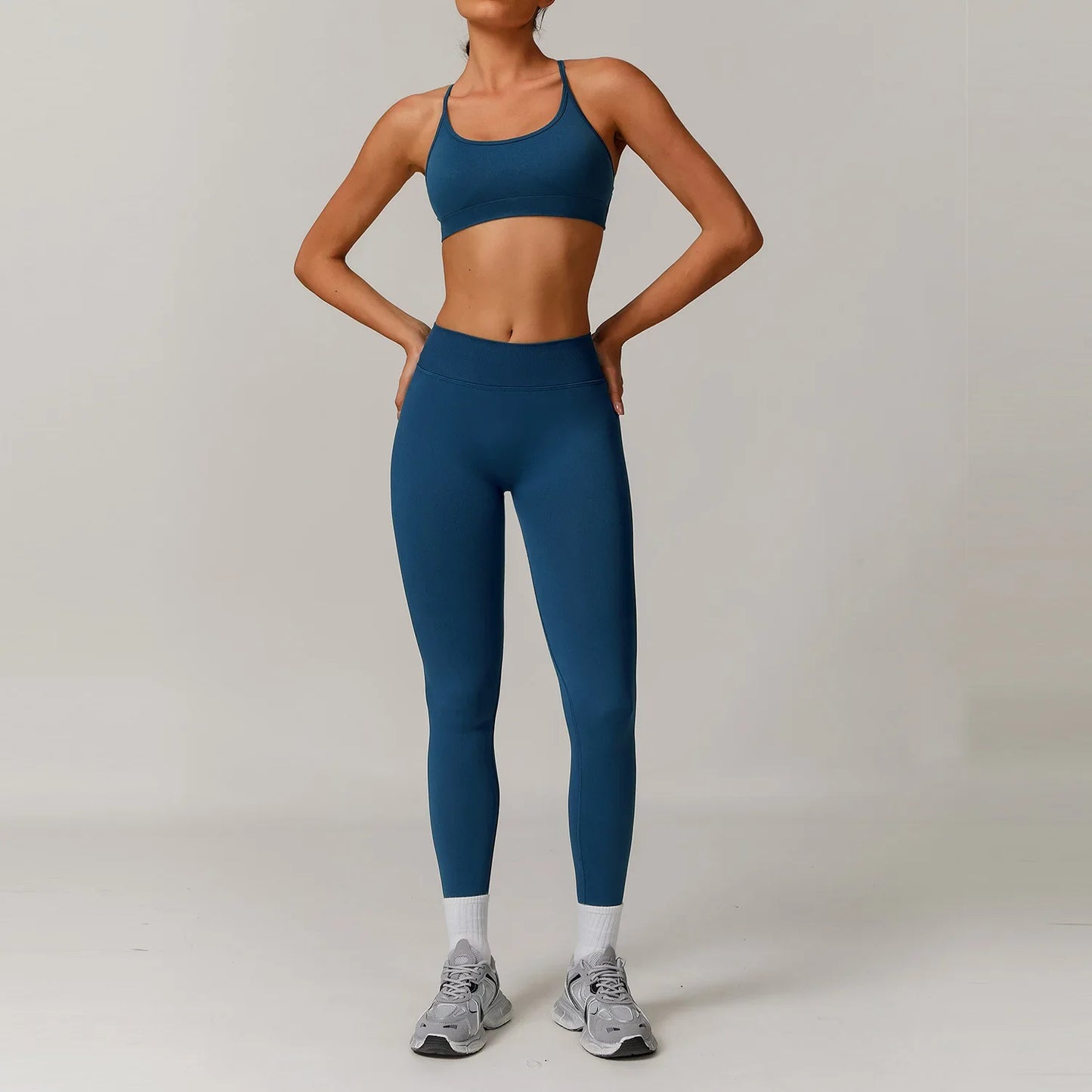Women's Seamless Yoga Set – 2/3 Piece Gym Suit