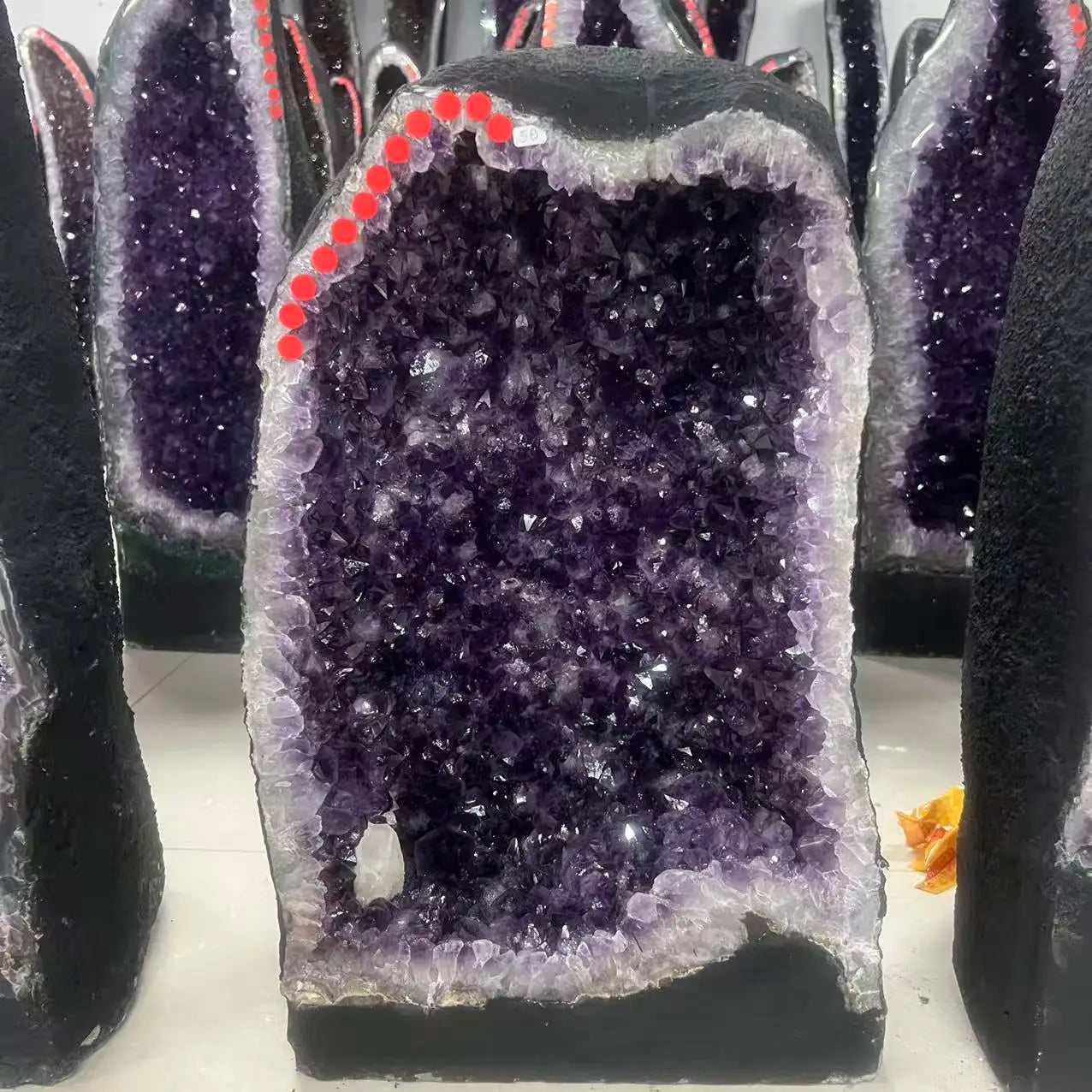 Natural amethyst egg quartz crystal cave specimen treatment spiritual energy