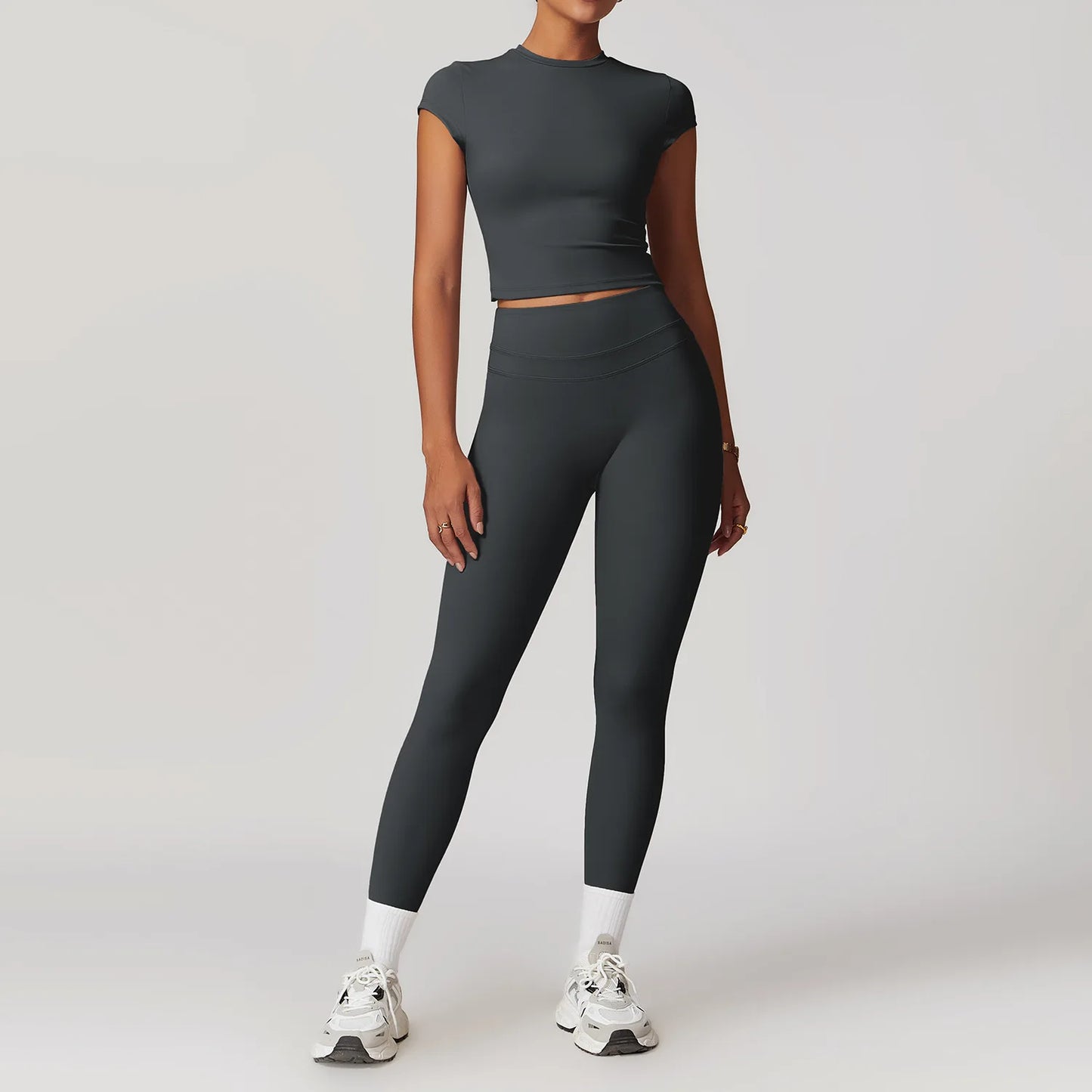 2-Piece Women's Yoga Set – Sports Bra & Leggings